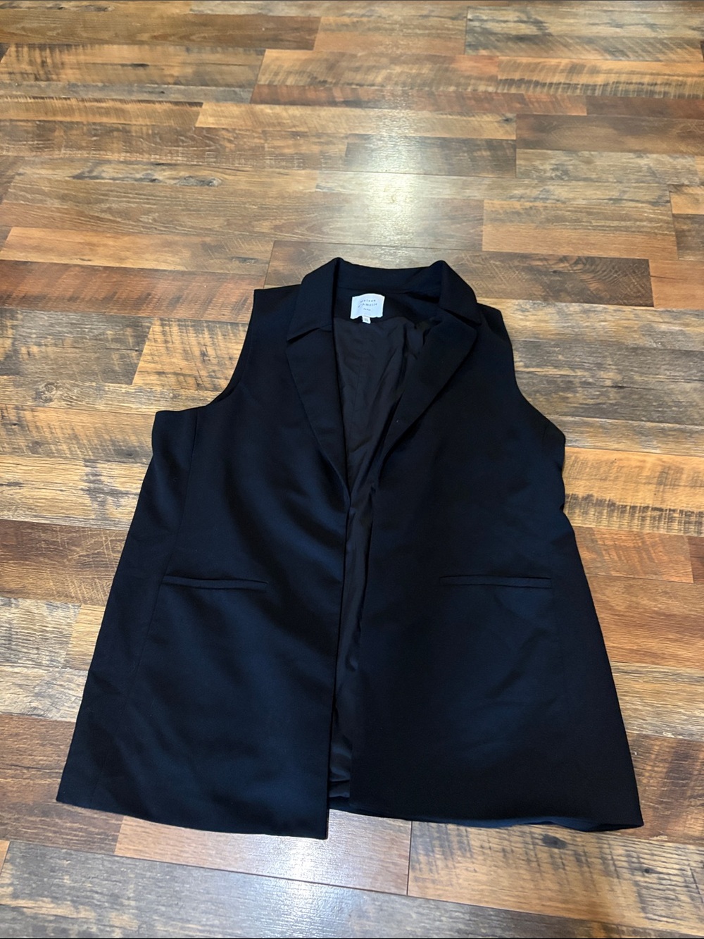 Maison d'Amelie black tailored sleeveless blazer vest